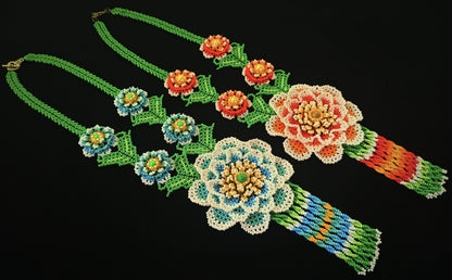 30 Tutorials  «Huichol flowers»